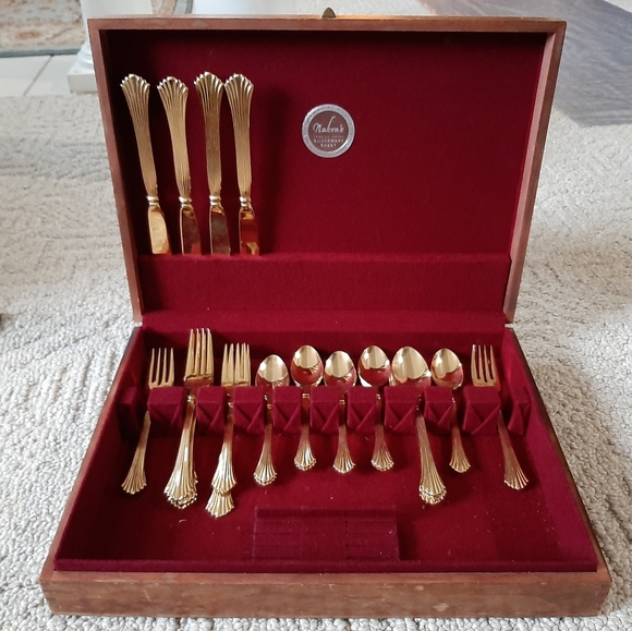 nakens Dining Vintage Silverware Chest And Gold Plated Silverwar